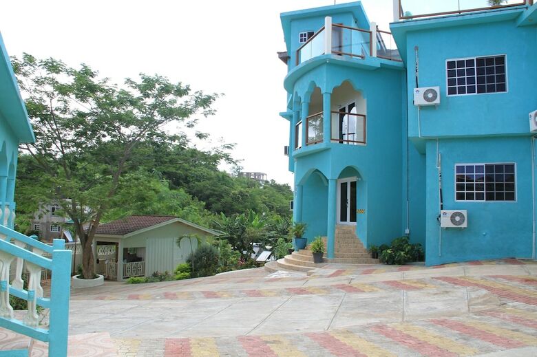 Hotel Negril Sky Blue Resorts