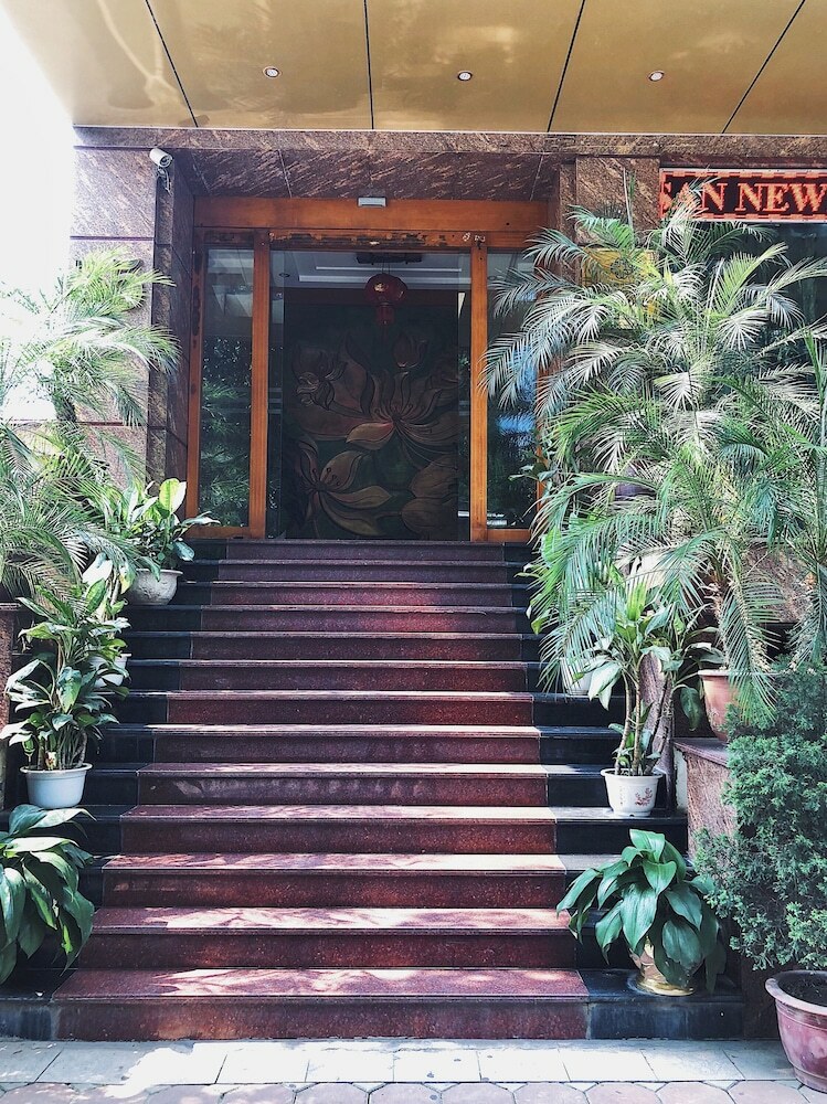 New Lotus Hotel