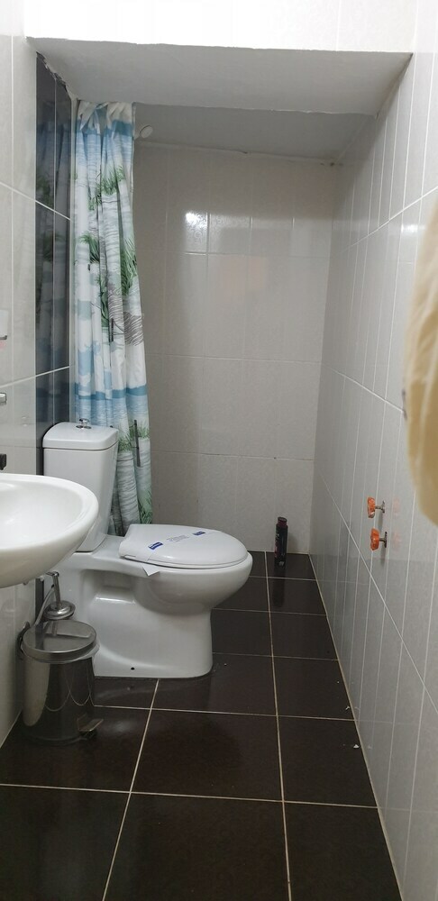 Lacivert Hotel