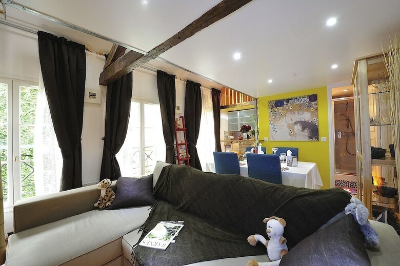 Les Patios Du Marais