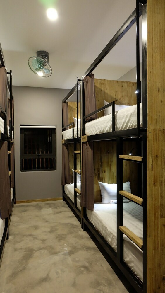 Hotel 9 Station Hostel Phu Quoc