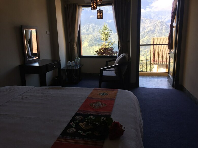 Sapa Hills Hotel