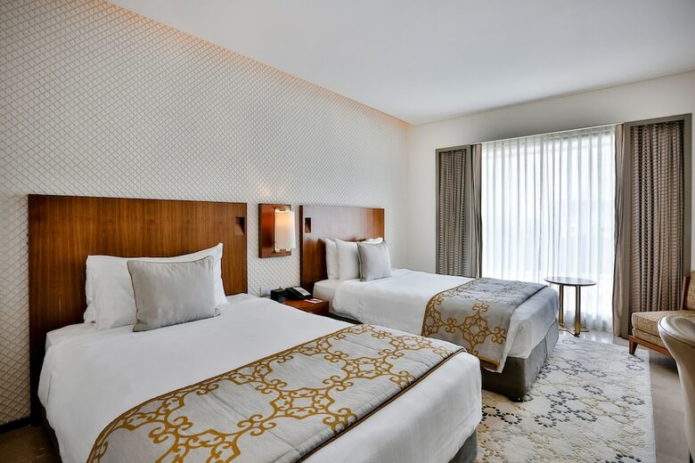 Hotel Crowne Plaza Chennai Adyar Park