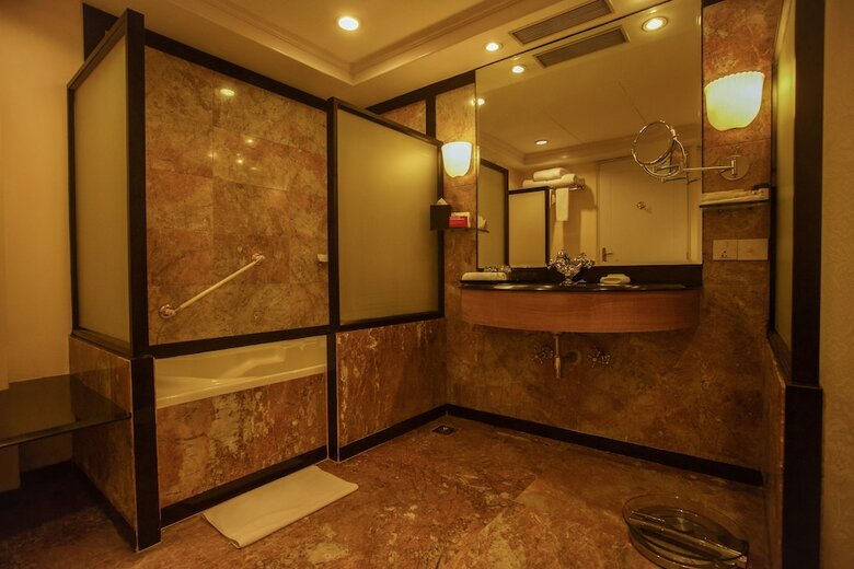 Hotel Crowne Plaza Chennai Adyar Park
