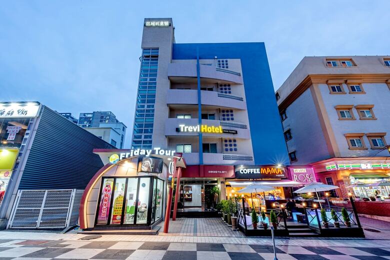 Trevi Hotel