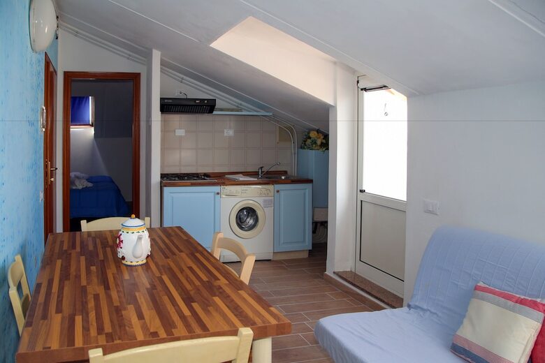 Sea View And Ground Floor Apartments Le Dune
