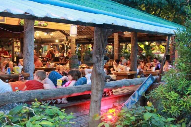 Hotel Poohbar Resort & Lotusdive