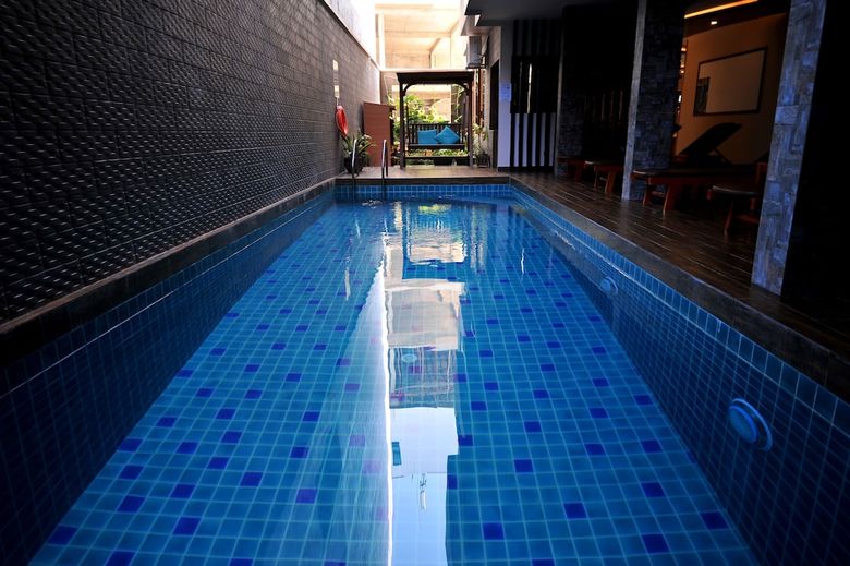 Triton Beach Hotel & Spa