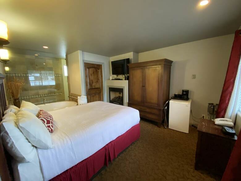 Hotel Secrets Inn Lake Tahoe
