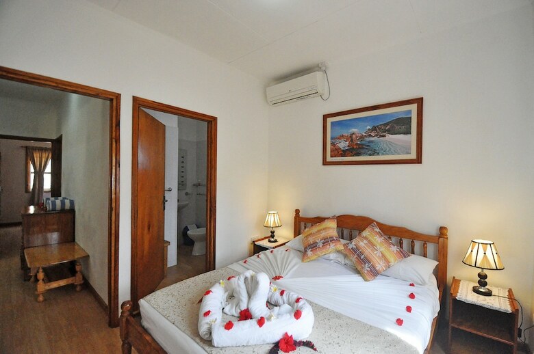 Hotel Acquario Villa