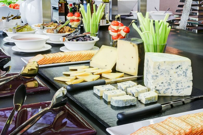 Malak Regency Hotel