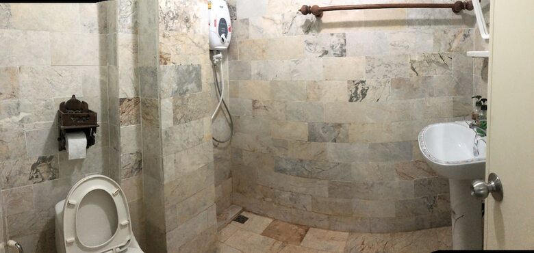 Hotel Heun Baan Rong Khun Resort