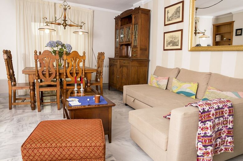 Apartamentos Sea & Wave Alonso De Palencia