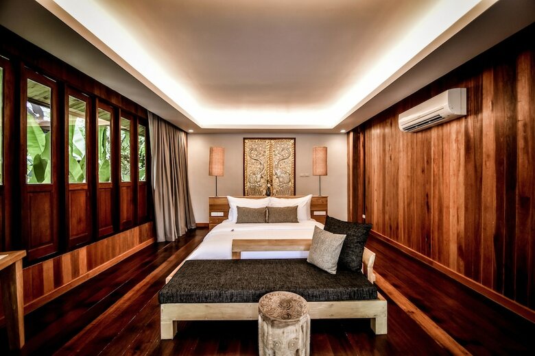 Hotel The Nine Thipthara Klongson Resort