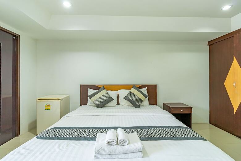 Hotel Grannylla Residence Charoenkrung