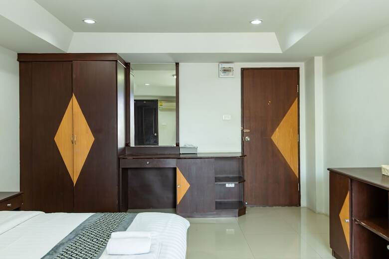 Hotel Grannylla Residence Charoenkrung