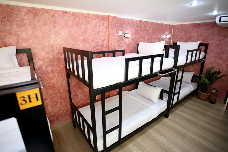 Hostal Thai Cat Hostel Bb Bangkok