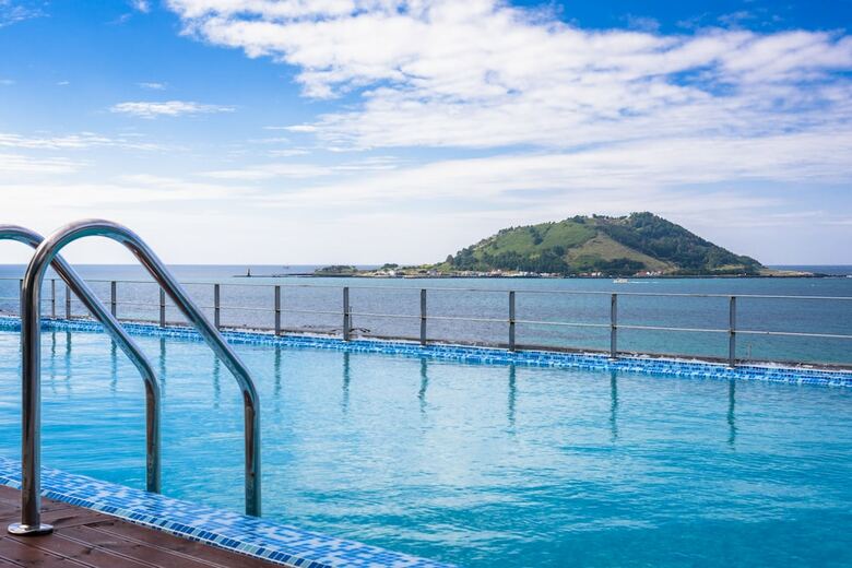 Augila Hotel Jeju Oceano Suites