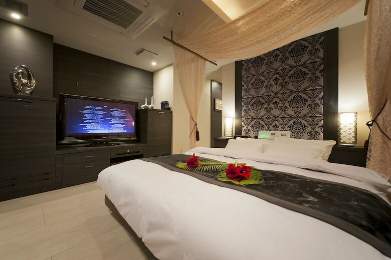 Hotel Myth-l-