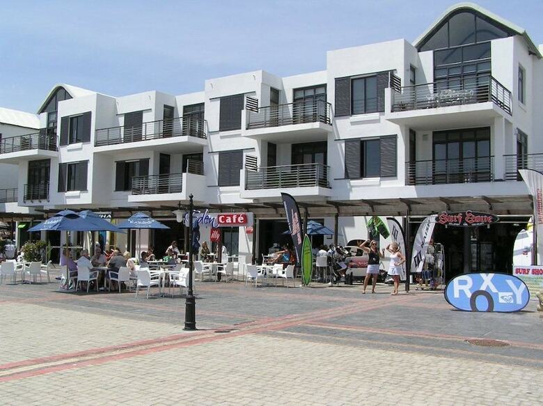 Waves Edge Apartments