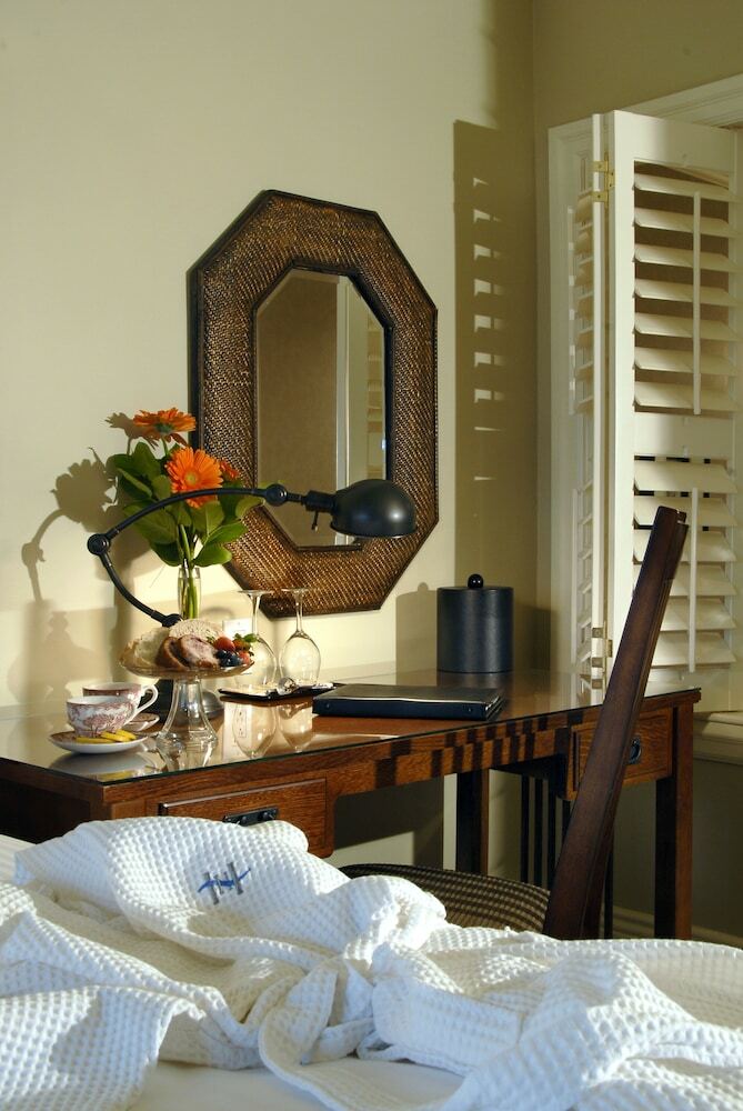 Hotel Harbour House