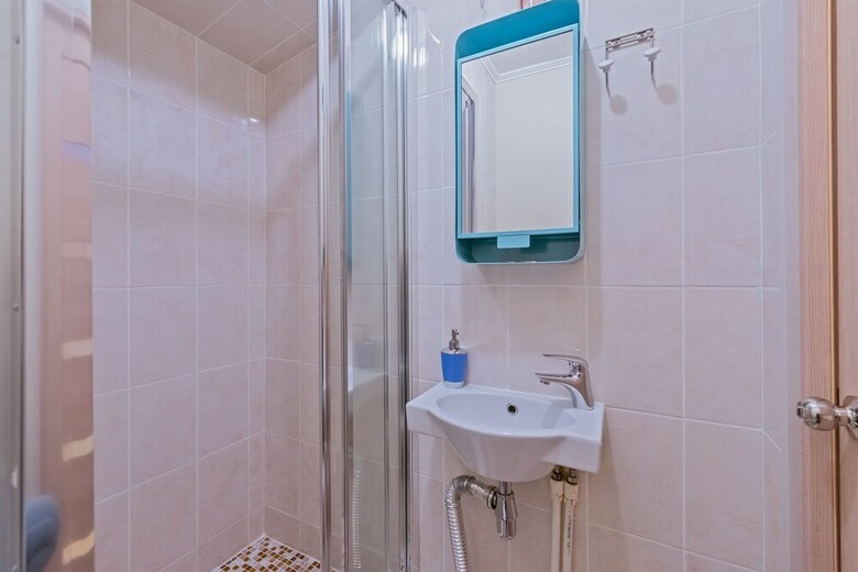 Colorspb Aparthotel New Holland