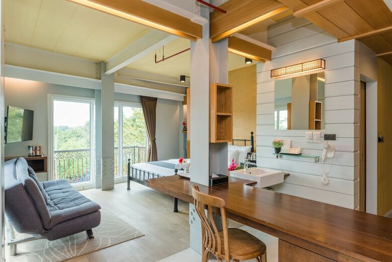Hotel Dang Derm In The Park Khaosan