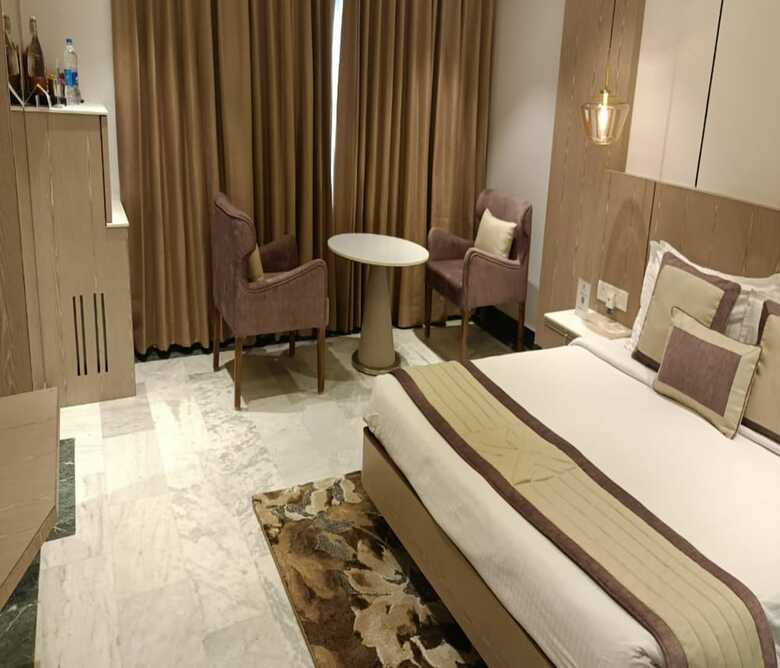 Hotel Capitol Residency