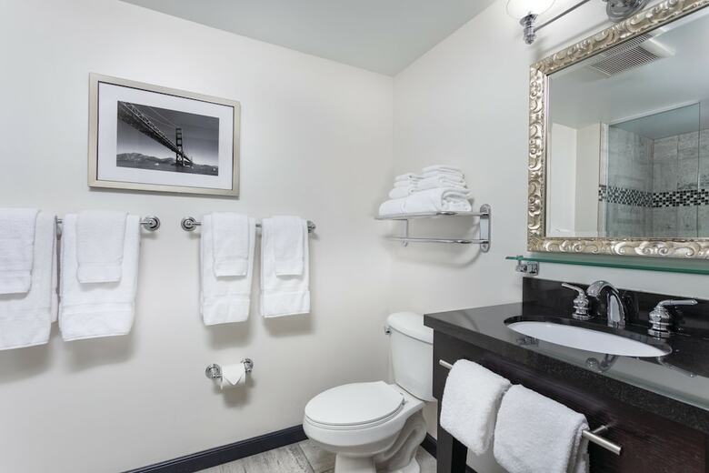 Hotel Club Wyndham Canterbury