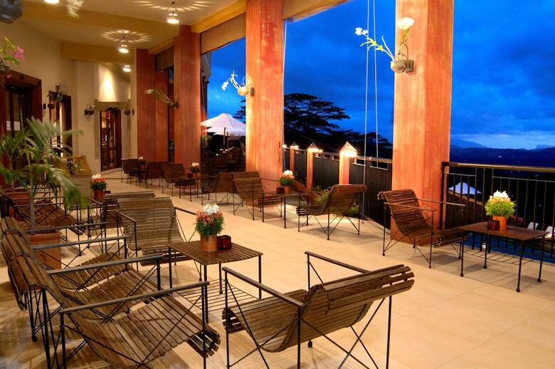 Hotel Amaya Hills
