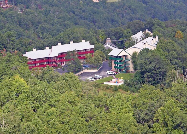 Hotel Laurel Point Resort By Capital Vacations