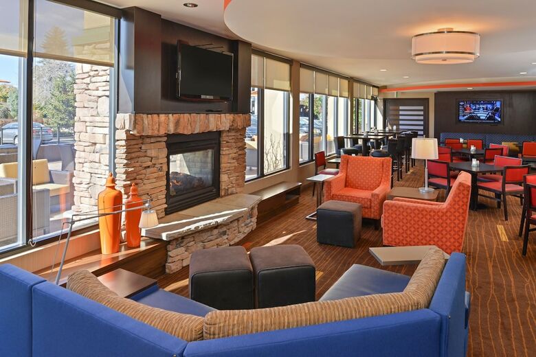 Hotel Courtyard By Marriott Denver Cherry Creek