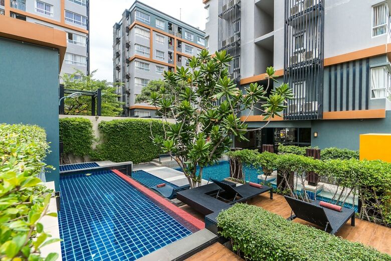 Hotel The Grass Serviced Suites By At Mind