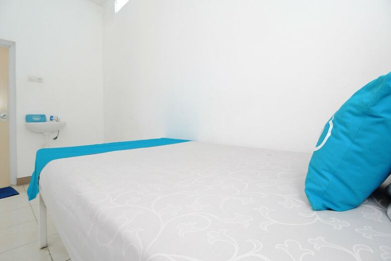 Hotel Airy Miroto Seteran Serut Semarang