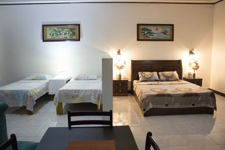 Hotel Mahogany Upland Resort