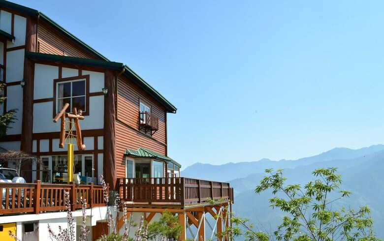 Bed & Breakfast Dingdaiglass Villa