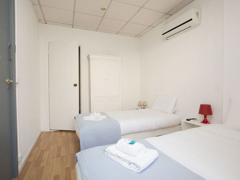 Hotel Peters Guesthouse - Al