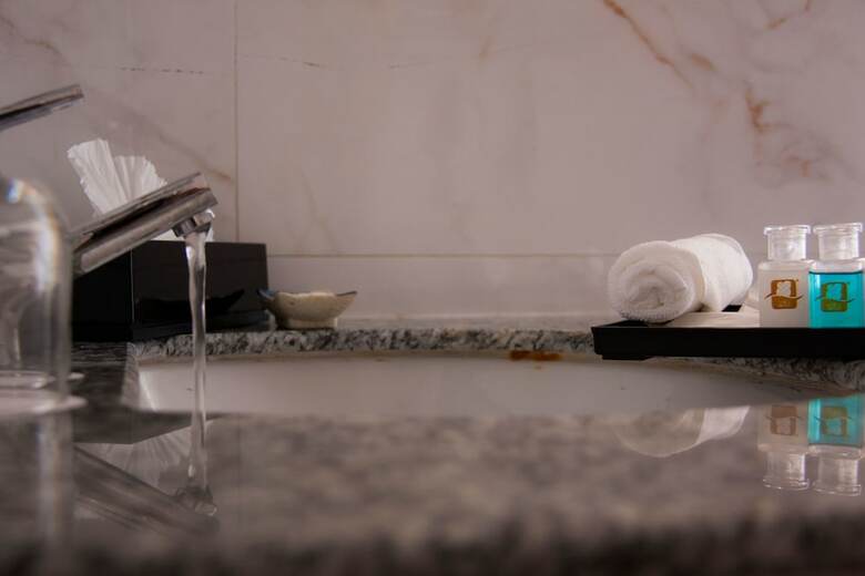 The Floral Breeze Hotel Mt.victoria