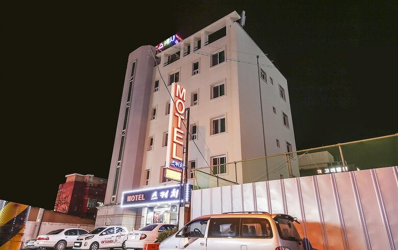 Hotel Sketch Motel