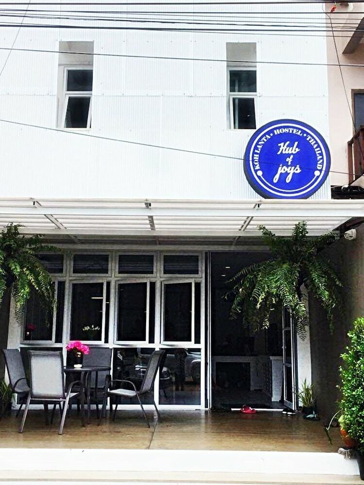 Hostal Hub Of Joys Hostel