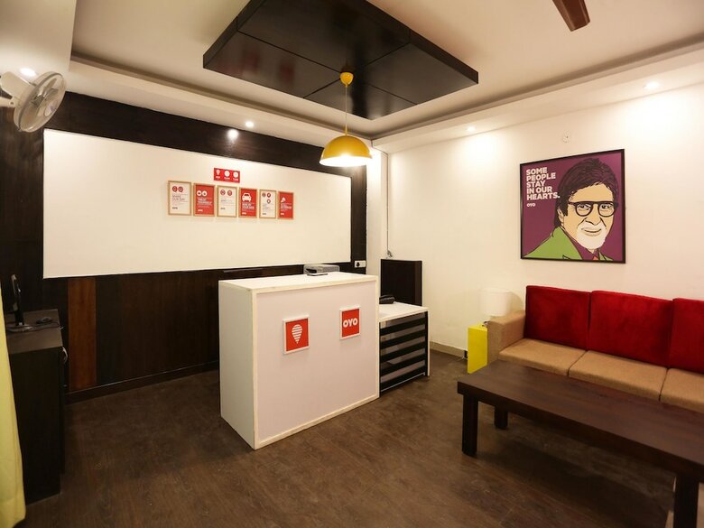 Hotel Oyo Townhouse 004 Sector 51 Noida