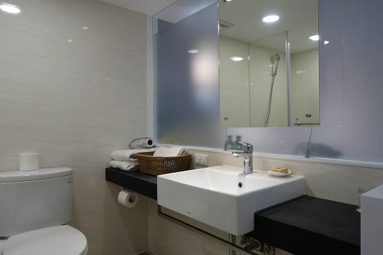 Eastin Taipei Hotel