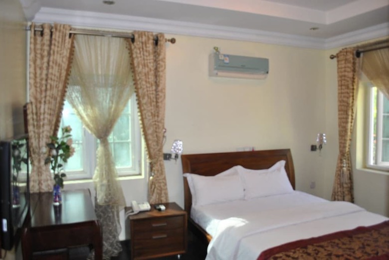 Aparthotel Casa Valleta Guest House & Apartments