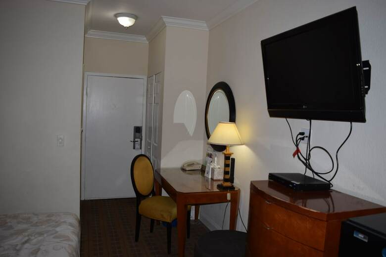Hotel Americas Best Value Inn & Suites Soma