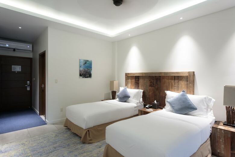 Hotel Cove Resort Palau