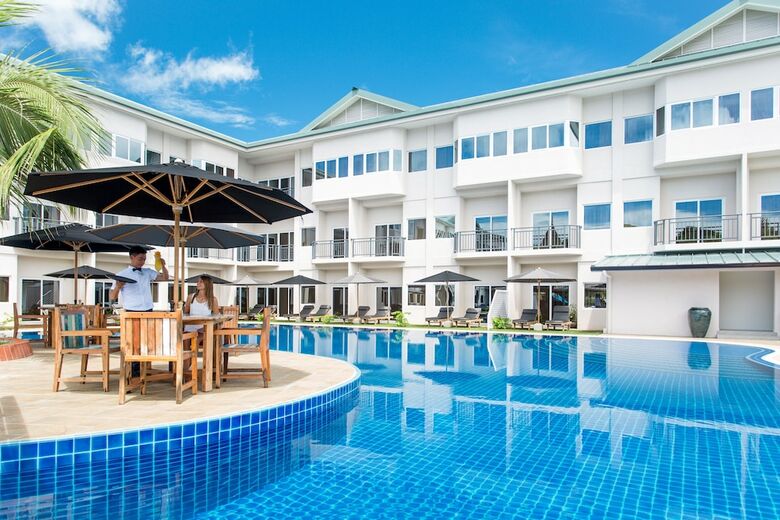 Hotel Cove Resort Palau