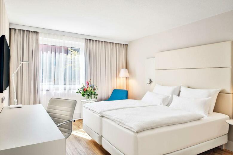 Hotel Moxy Vienna Airport
