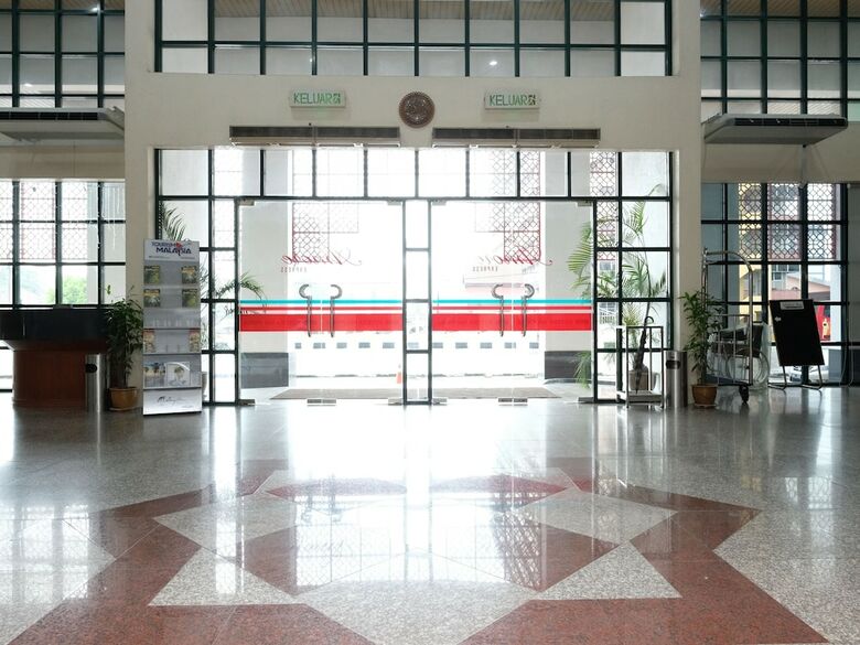 Hotel Oyo 44098 Sutera Inn Prima