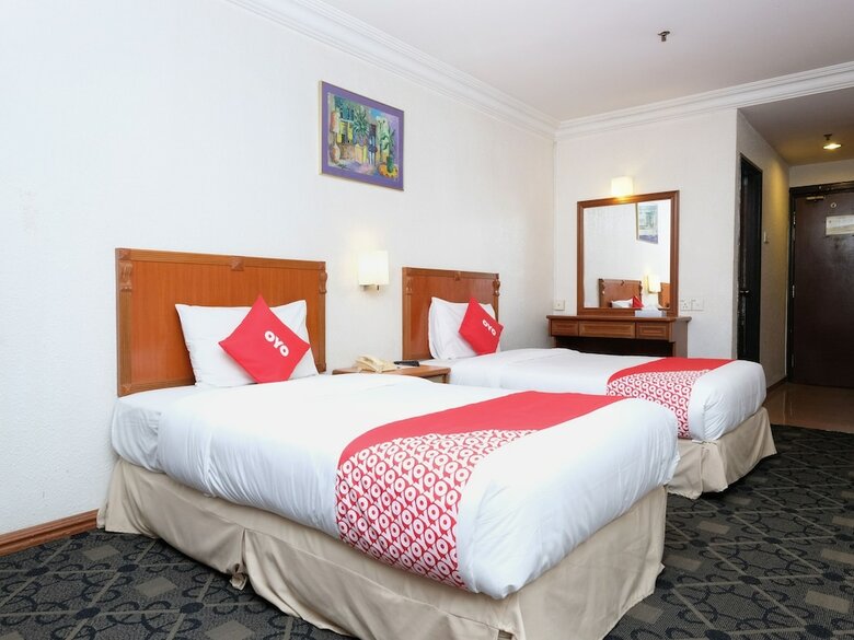 Hotel Oyo 44098 Sutera Inn Prima