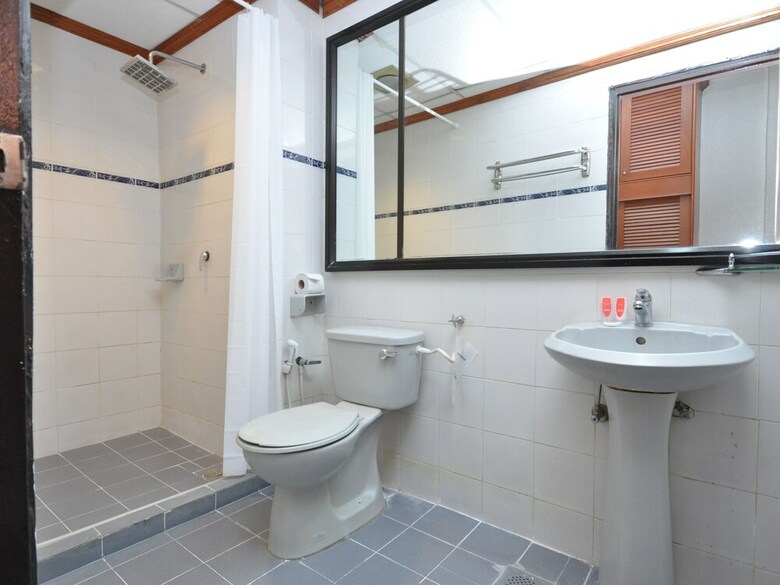 Hotel Oyo 44098 Sutera Inn Prima